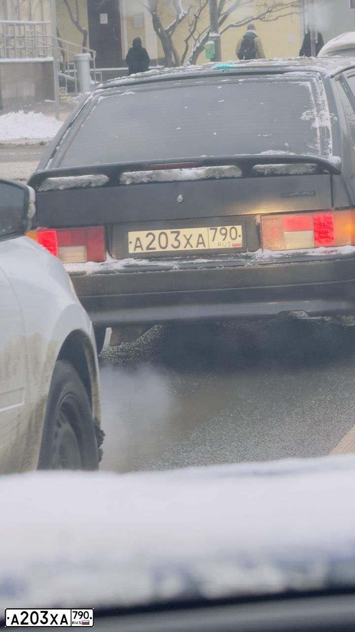 Фото автомобиля LADA 2114 SAMARA, 2012 — госномер А203ХА790. Цвет: Сине-Черный