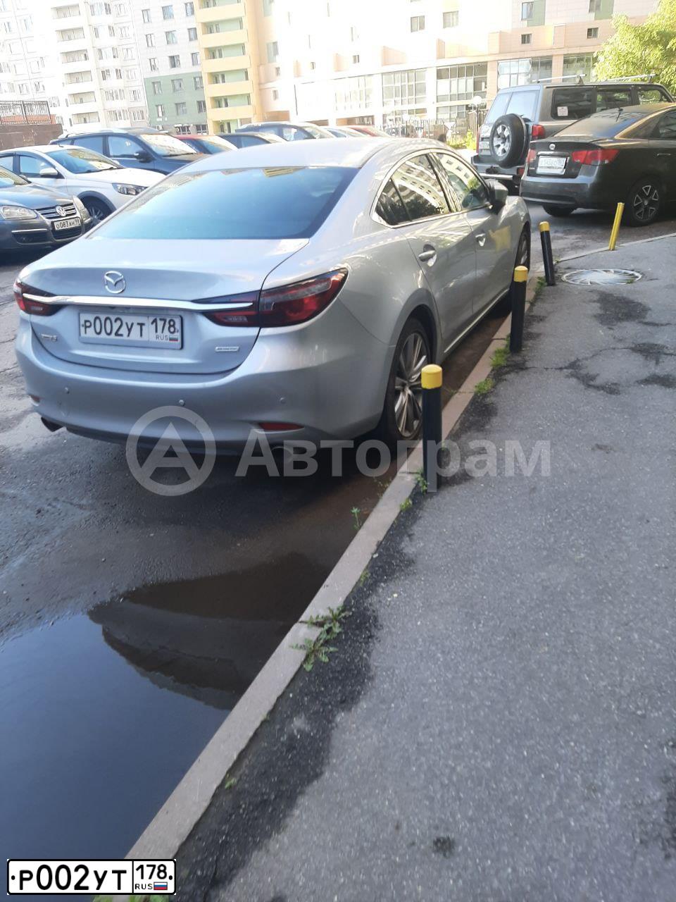 Фото автомобиля MAZDA 6, 2014 — госномер Р002УТ178. Цвет: СВЕТЛО-СЕРЫЙ