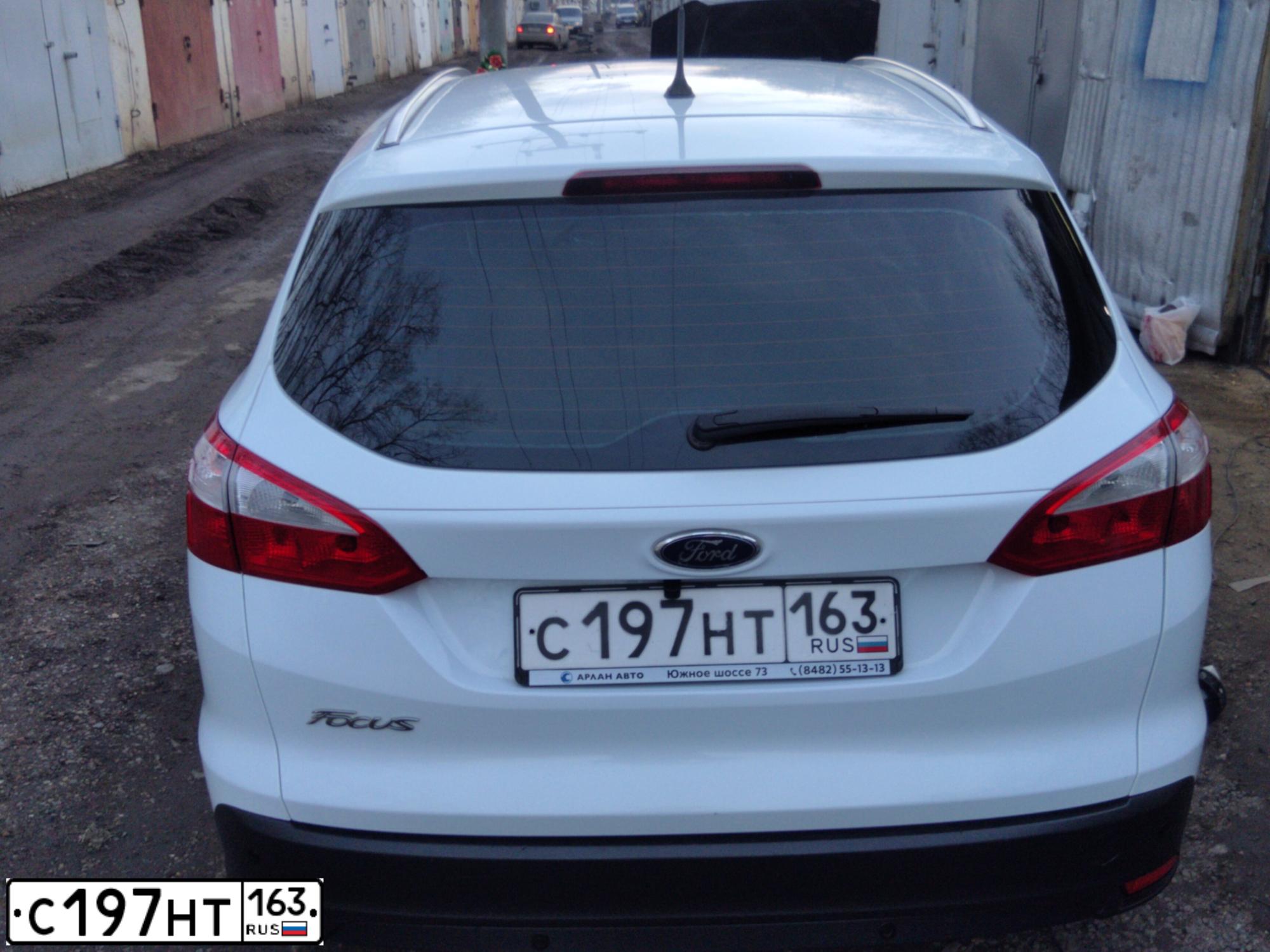 Фото автомобиля FORD FOCUS, 2012 — госномер К373АВ156. Цвет: БЕЛЫЙ