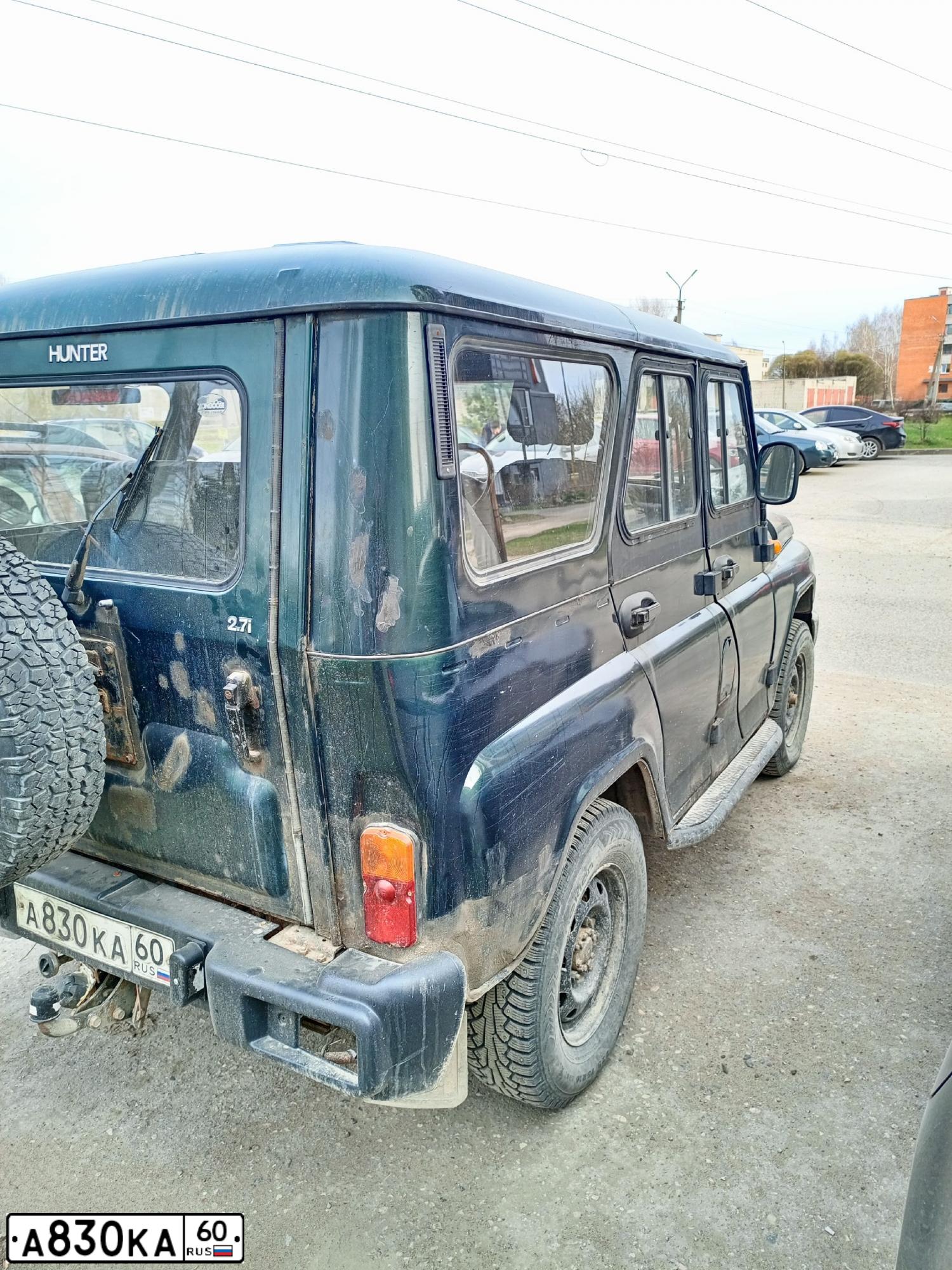 Фото автомобиля UAZ 3151 / HUNTER, 2005 — госномер К521СА53. Цвет: Темно-зеленый