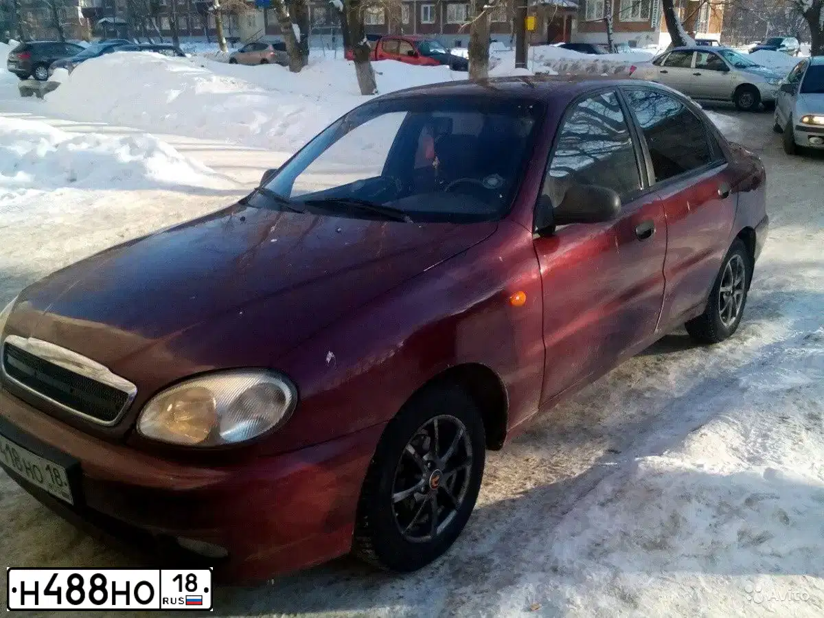Фото автомобиля VOLKSWAGEN POLO, 2011 — госномер Н488НО18