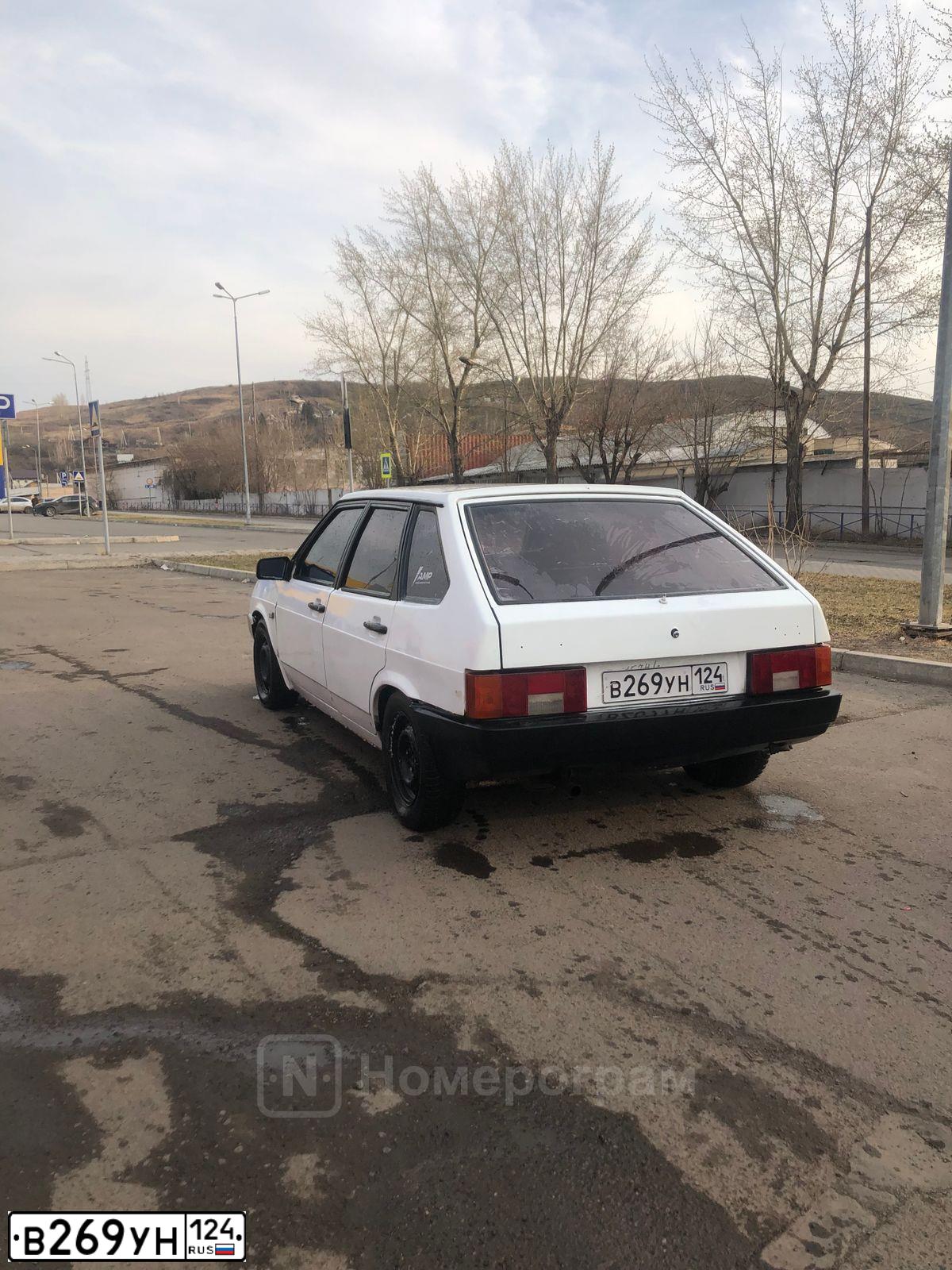 Фото автомобиля LADA 2109, 2000 — госномер О545ХО124. Цвет: Белый