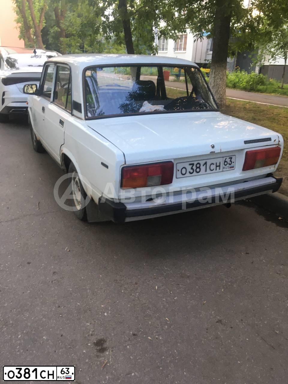 Фото автомобиля LADA 2105, 2002 — госномер О381СН63. Цвет: ЯРКО-БЕЛЫЙ