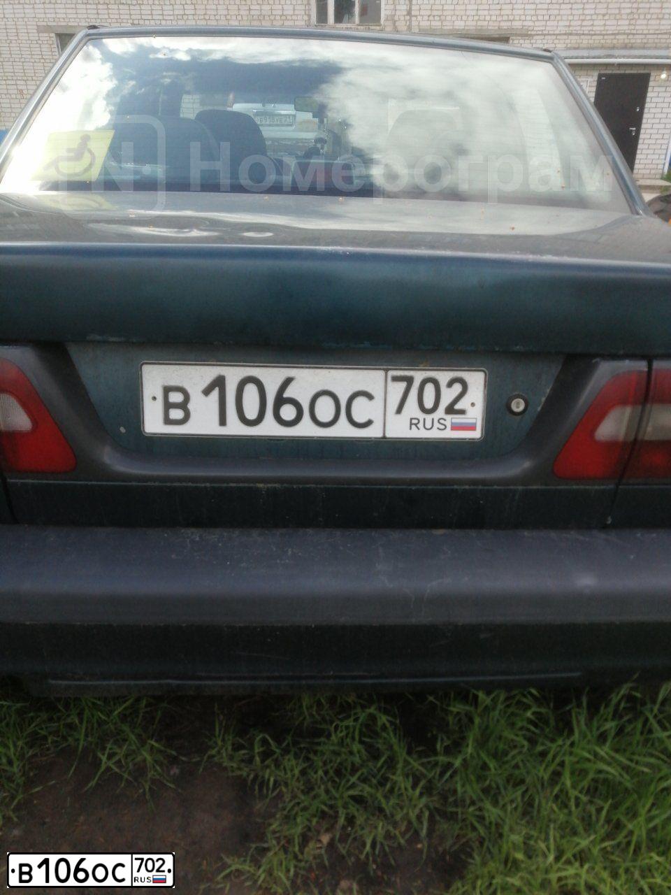 Фото автомобиля VOLVO 850, 1995 — госномер В106ОС702. Цвет: сине-зеленый