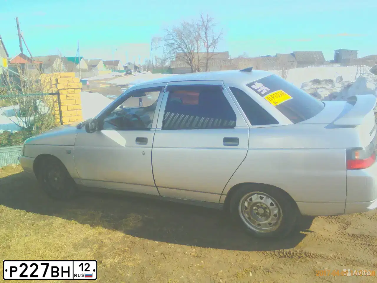 Фото автомобиля LADA 2110 LADA, 2005 — госномер А823УМ12. Цвет: СВЕТЛО-СЕРЕБР.МЕТАЛЛ
