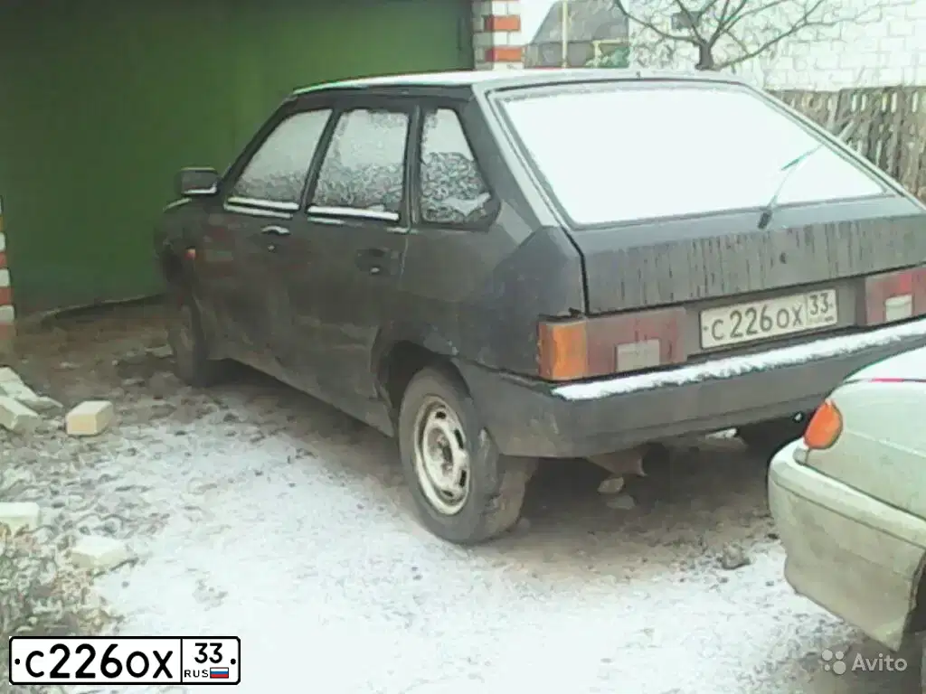 Фото автомобиля LADA 2109 SAMARA, 1994 — госномер О470СО33. Цвет: СЕРЕБРИСТО-СЕРЫЙ