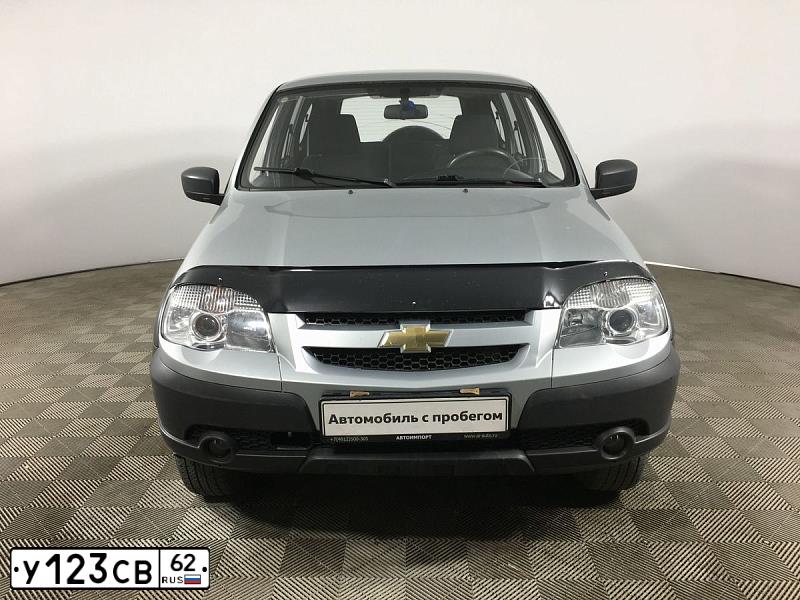 Фото автомобиля CHEVROLET NIVA, 2014 — госномер У123СВ62