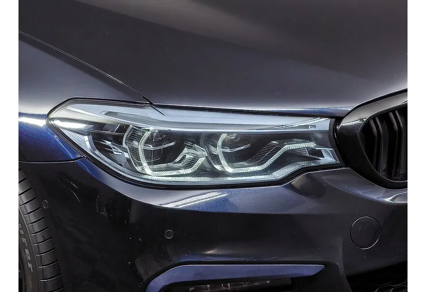 Фото автомобиля BMW SERIE 5, 2018 — госномер С666ВО46. Цвет: ЧЕРНЫЙ