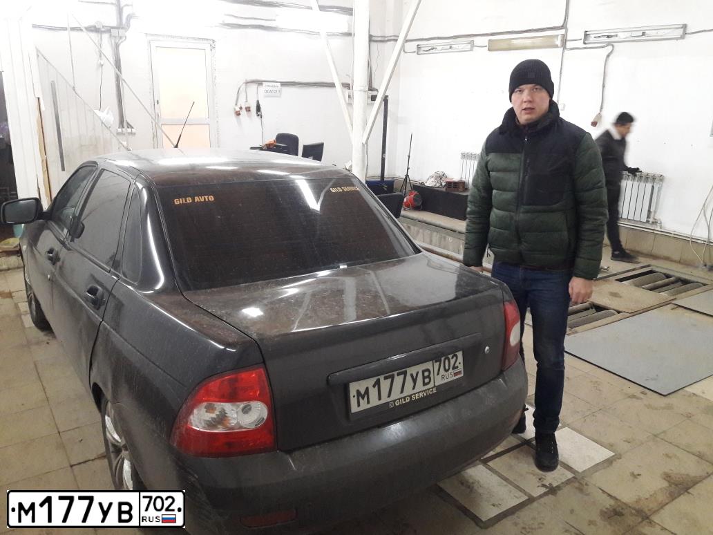 Фото автомобиля LADA 2170 PRIORA, 2010 — госномер Н560ВК702. Цвет: СИНЕ-ЧЕРНЫЙ