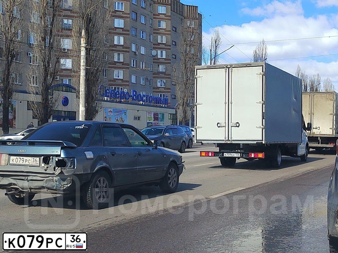 Фото автомобиля AUDI 80, 1990 — госномер К079РС36. Цвет: СЕРО-ГОЛУБОЙ