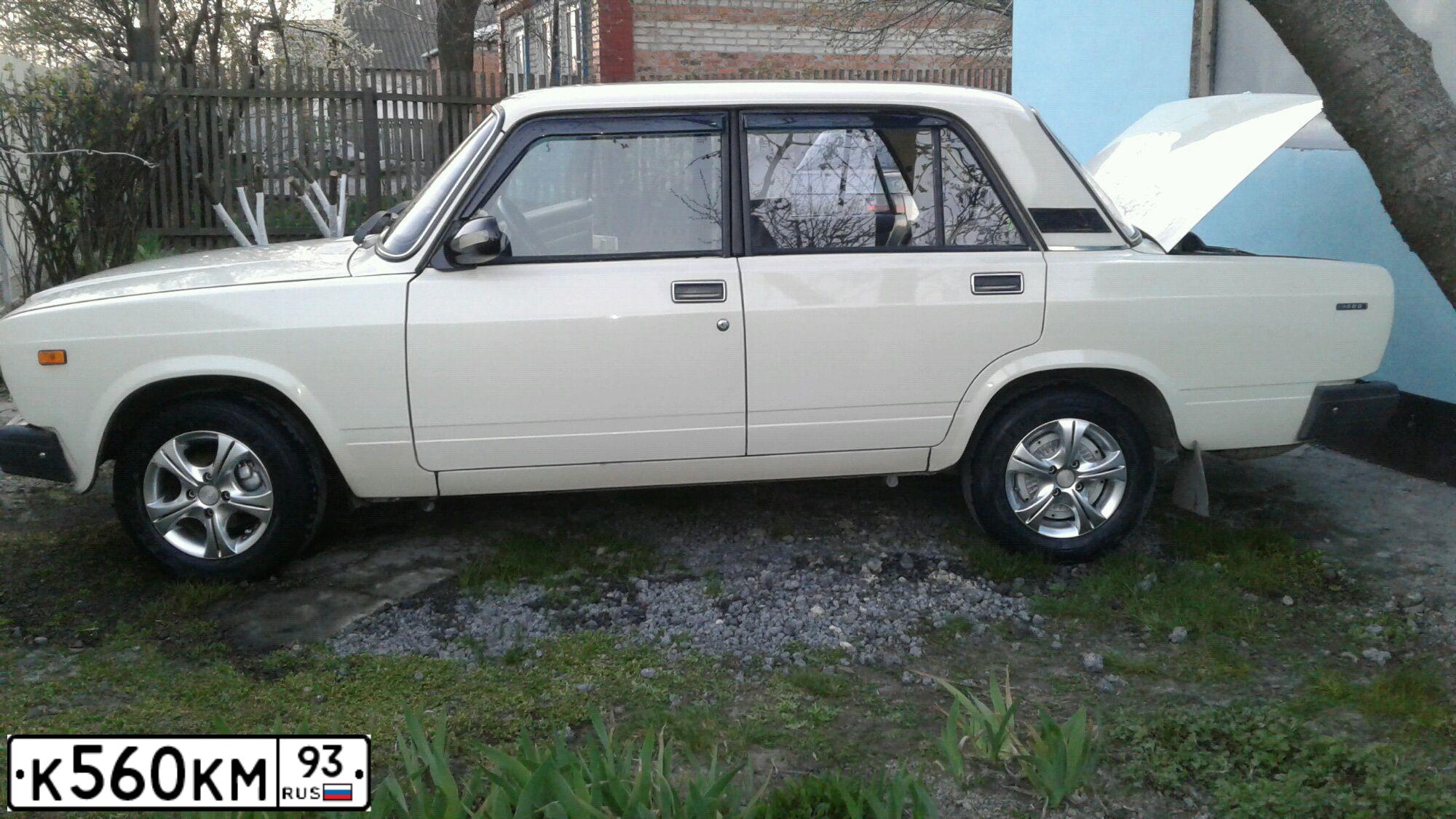Фото автомобиля LADA 2107 LADA, 2000 — госномер А308КН761. Цвет: СЛИВОЧНО-БЕЛЫЙ