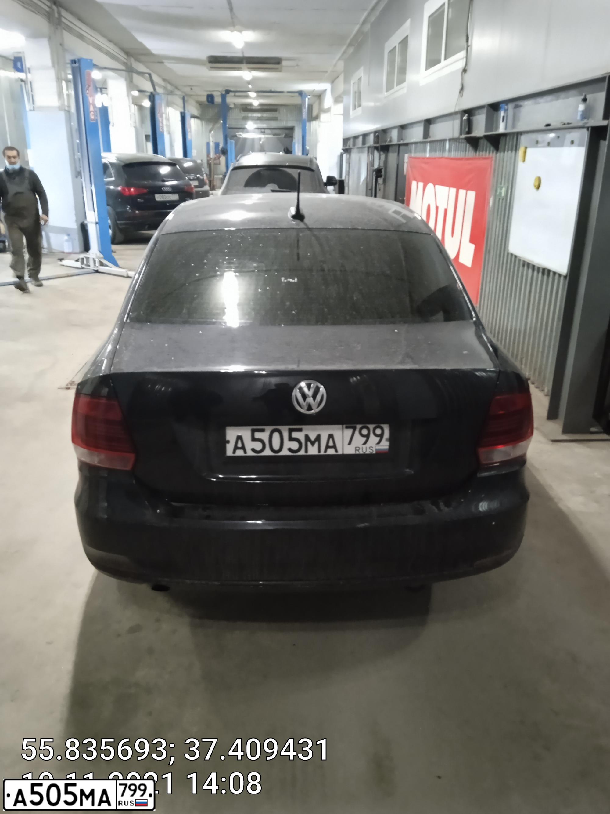 Фото автомобиля VOLKSWAGEN POLO, 2017 — госномер А505МА799. Цвет: ЧЕРНЫЙ