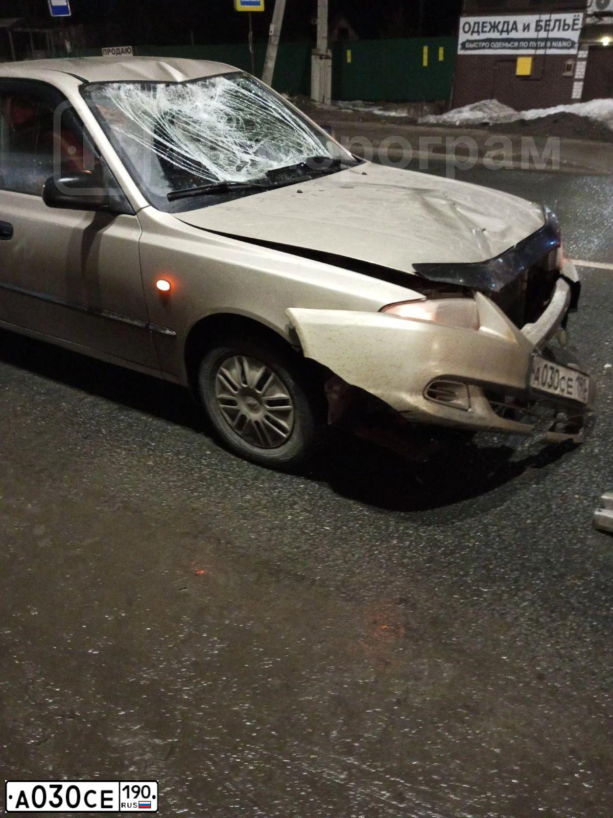 Фото автомобиля TAGAZ ACCENT, 2003 — госномер А030СЕ190. Цвет: БЕЖЕВЫЙ