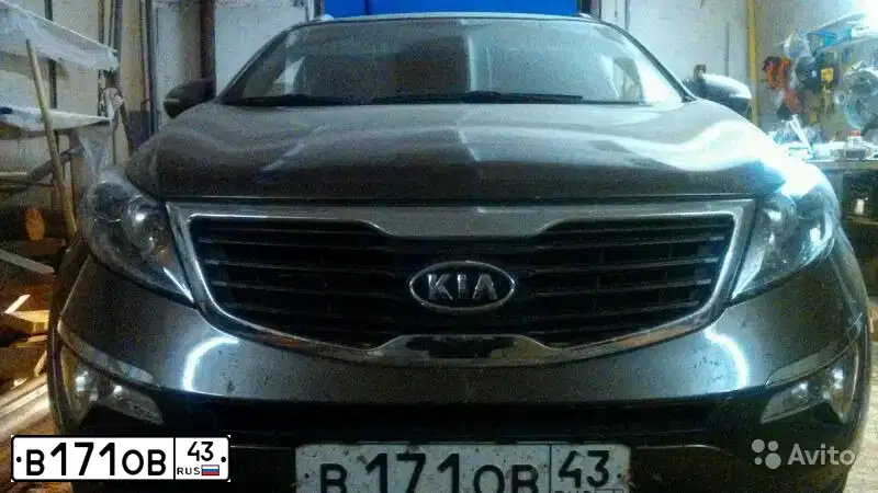 Фото автомобиля KIA SPORTAGE, 2012 — госномер В171ОВ43. Цвет: Коричневый