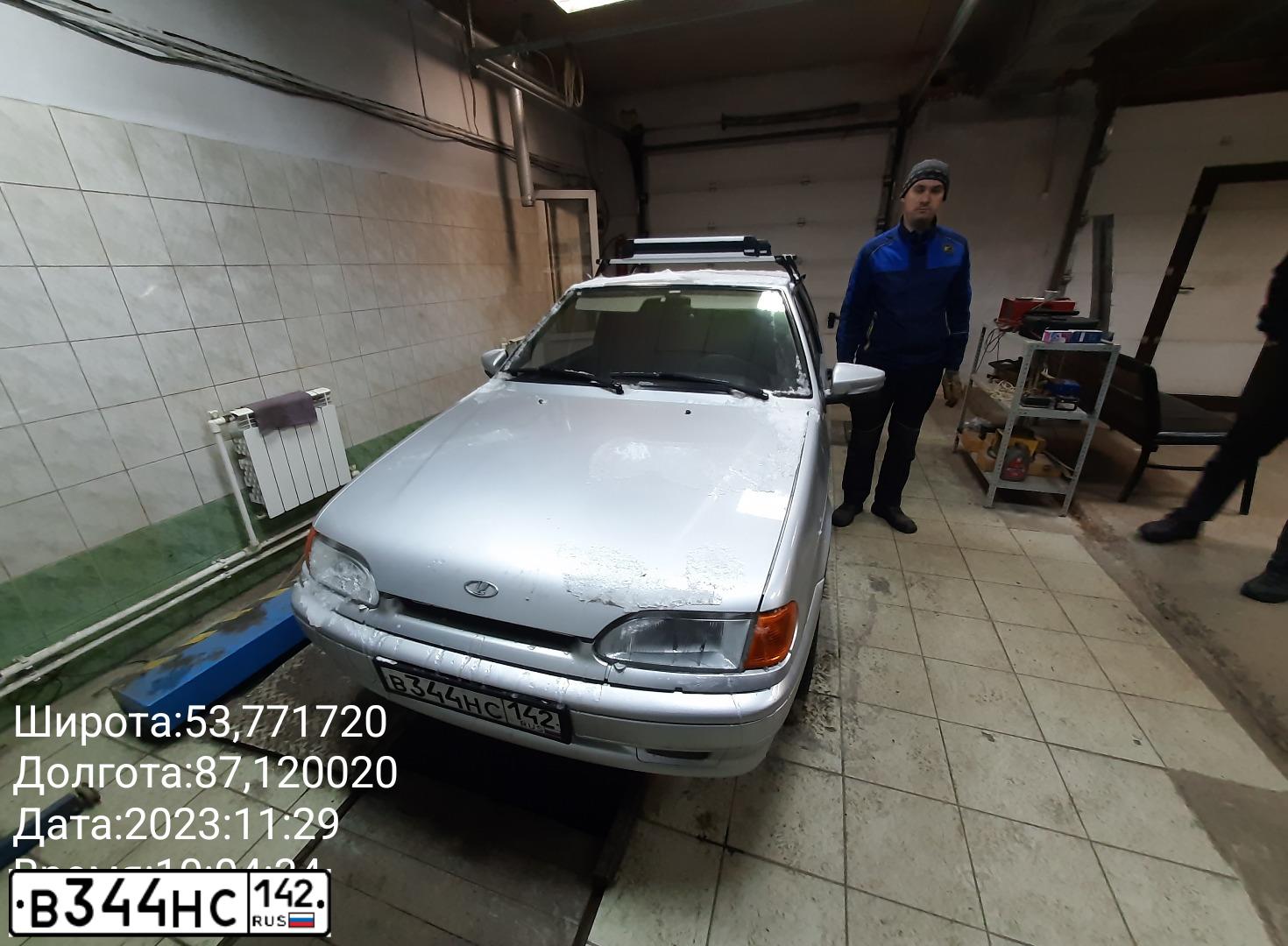Фото автомобиля LADA 2113 SAMARA, 2009 — госномер О089ОК142. Цвет: Светло-Серебристый металлик