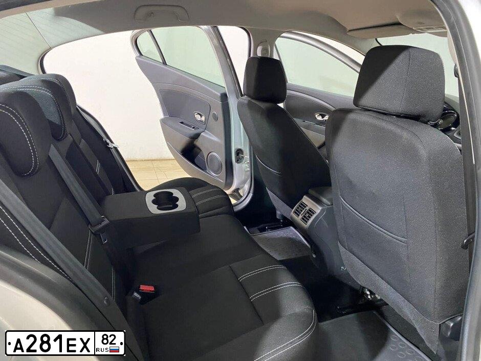 Фото автомобиля RENAULT FLUENCE, 2013 — госномер Р526ОО68. Цвет: Серый