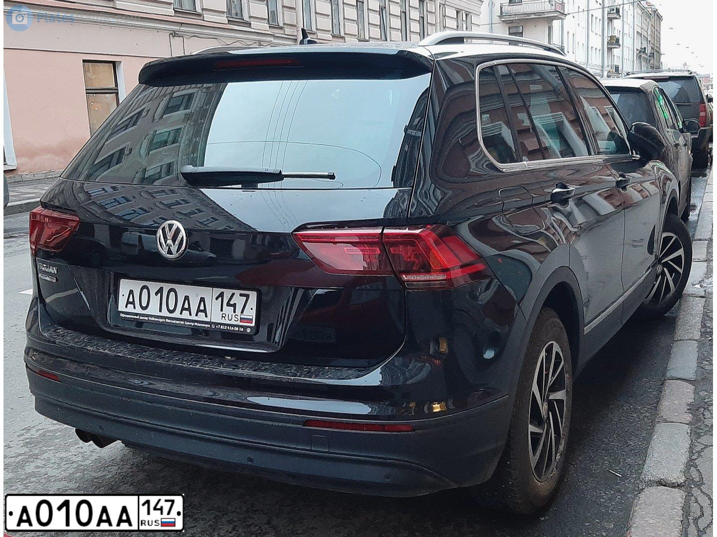 Фото автомобиля VOLKSWAGEN TIGUAN, 2019 — госномер А010АА147. Цвет: ЧЕРНЫЙ