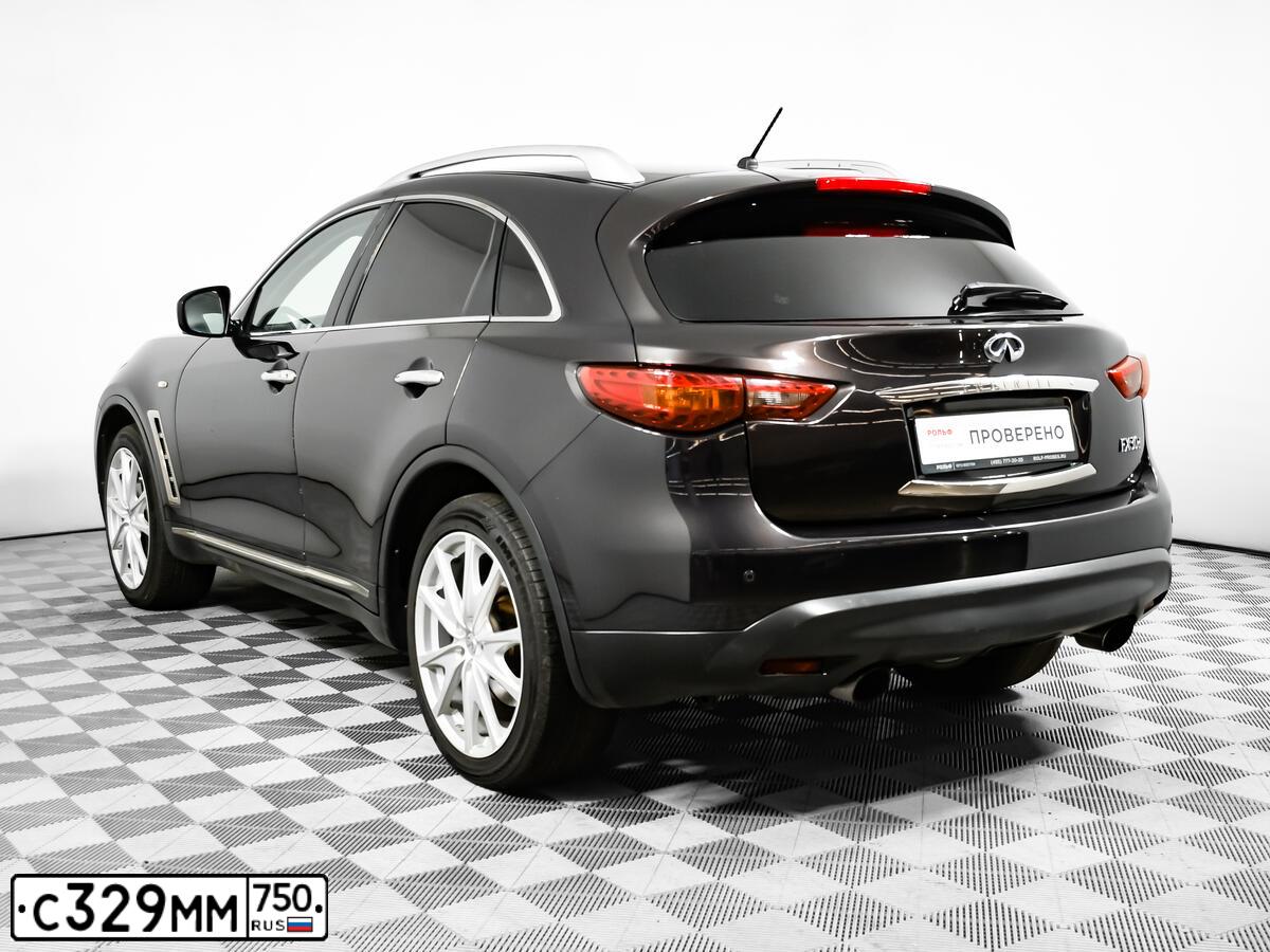 Фото автомобиля INFINITI QX70 /FX/, 2012 — госномер С329ММ750. Цвет: КОРИЧНЕВЫЙ