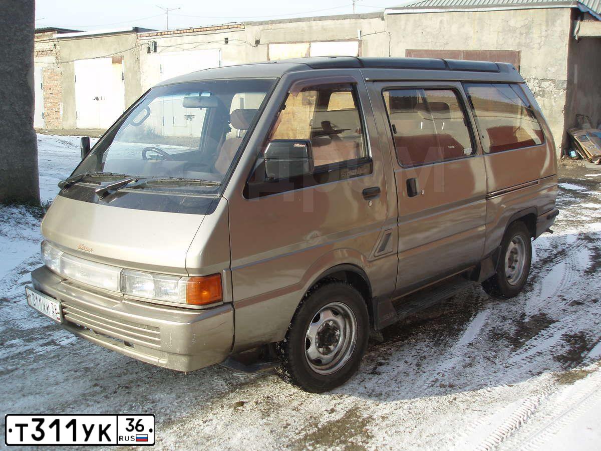 Фото автомобиля ВАЗ 21101, 2005 — госномер Е574НЕ136. Цвет: МОЛОЧНО-БЕЛЫЙ СЕРЕБРИСТЫЙ