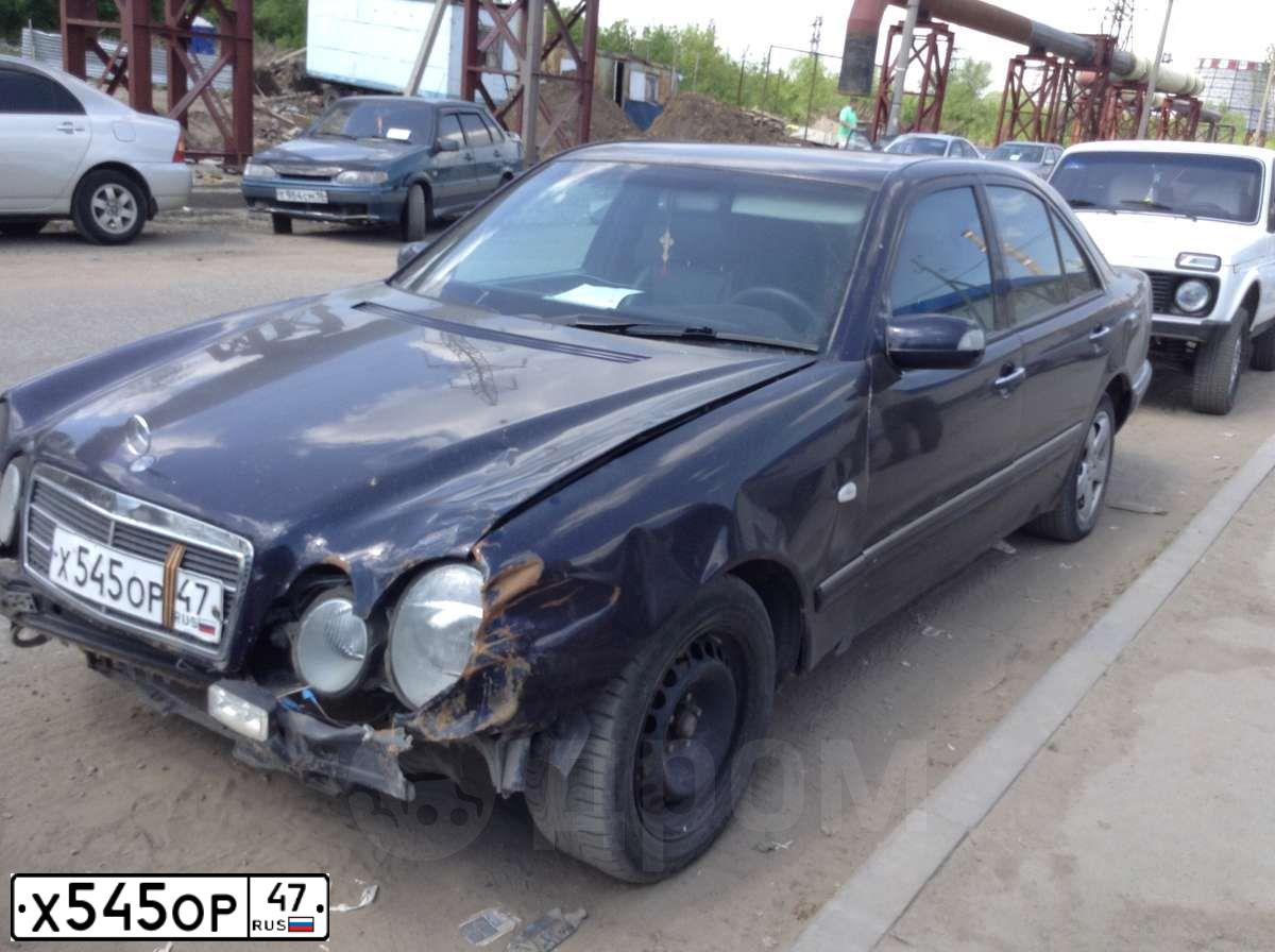 Фото автомобиля MERCEDES E-KLASSE, 1997 — госномер Х545ОР47. Цвет: ТЕМНО-СИНИЙ