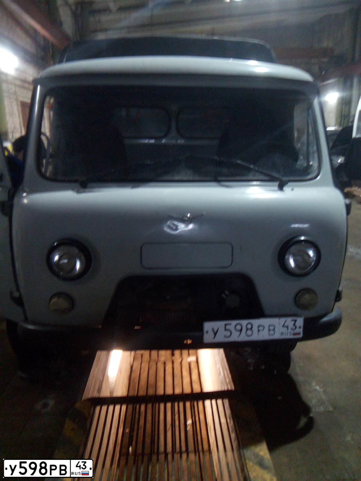 Фото автомобиля UAZ 3303, 2017 — госномер У598РВ43. Цвет: СВЕТЛ СЕР НЕМЕТАЛЛИК