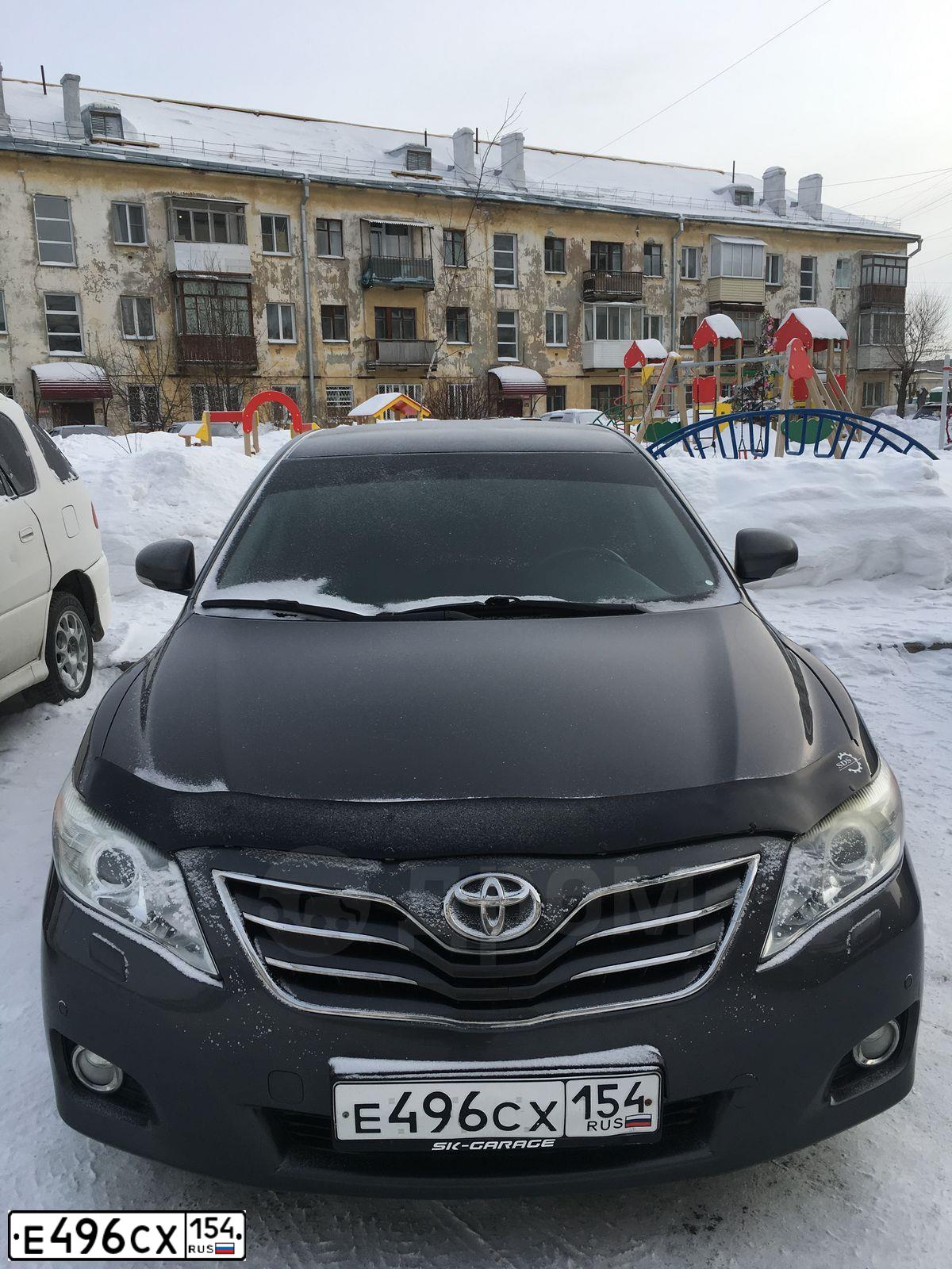 Фото автомобиля TOYOTA CAMRY, 2009 — госномер А262РЕ123. Цвет: СЕРЫЙ МЕТАЛЛИК