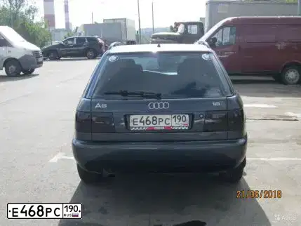 Фото автомобиля AUDI A6, 1997 — госномер Е468РС190. Цвет: ФИОЛЕТОВЫЙ