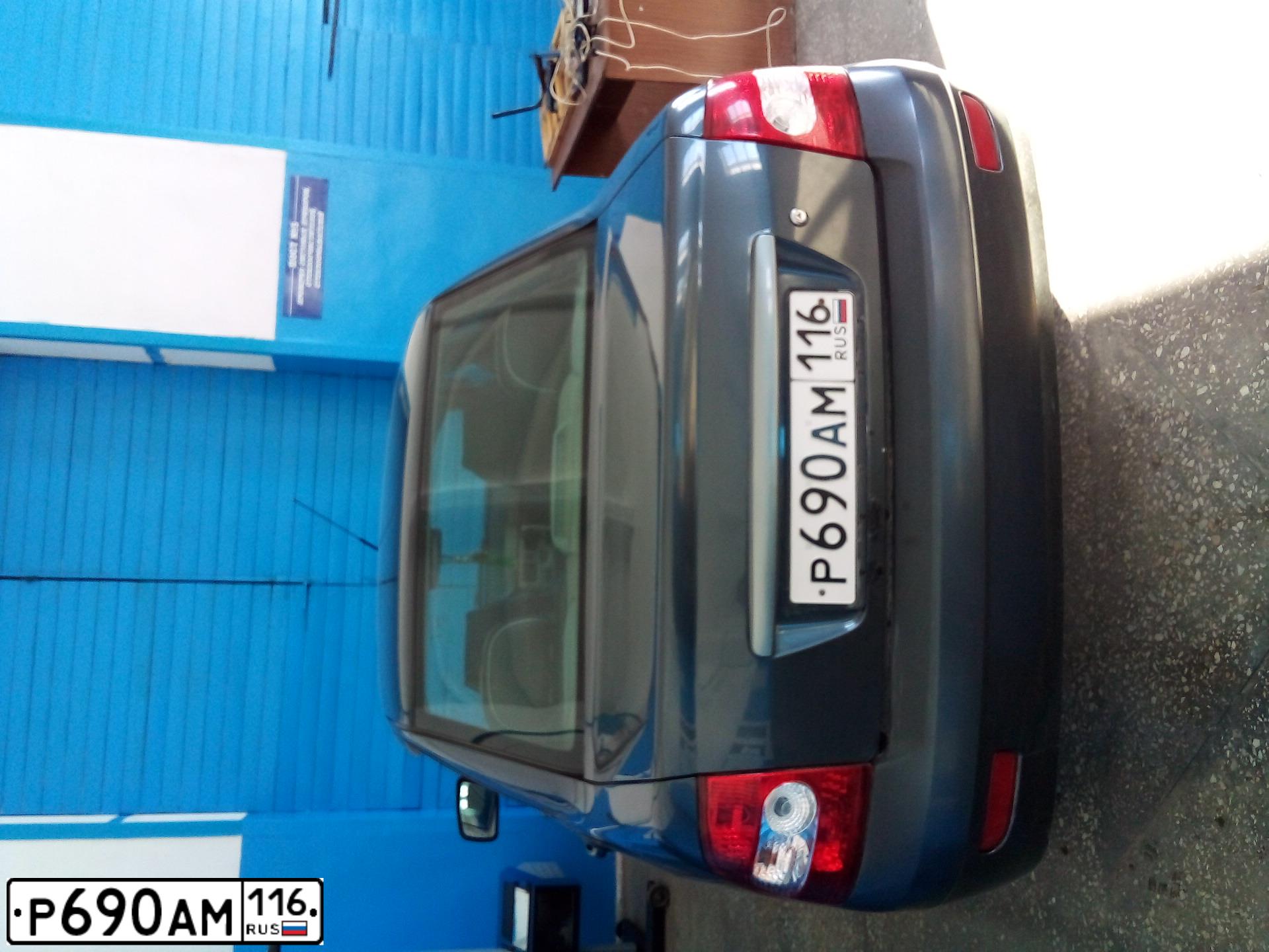 Фото автомобиля LADA 2170 PRIORA, 2012 — госномер Р690АМ116