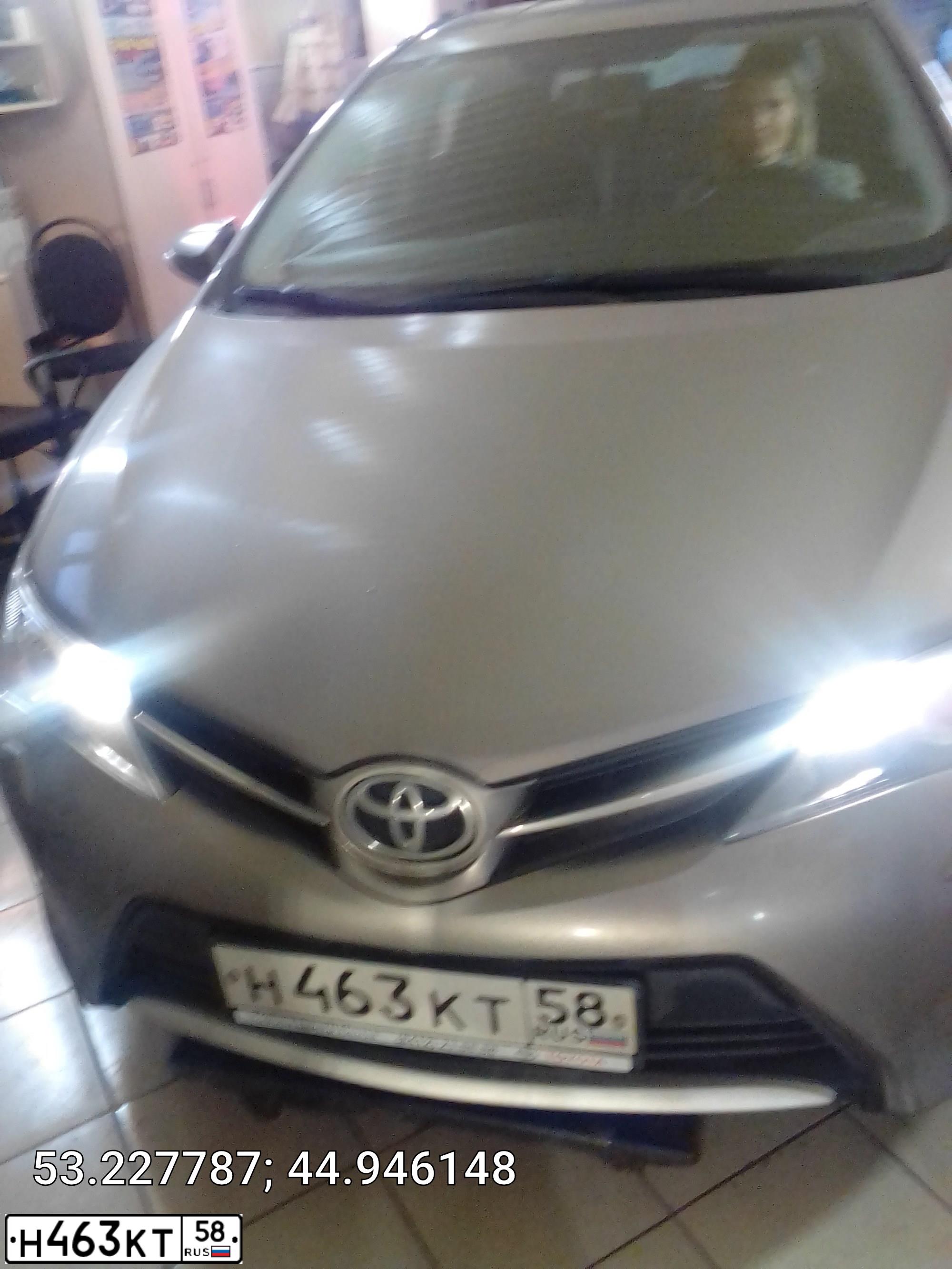 Фото автомобиля KIA RIO, 2010 — госномер О377МТ58. Цвет: ПЕРЛАМУТРОВО-СЕРЕБРИСТЫЙ