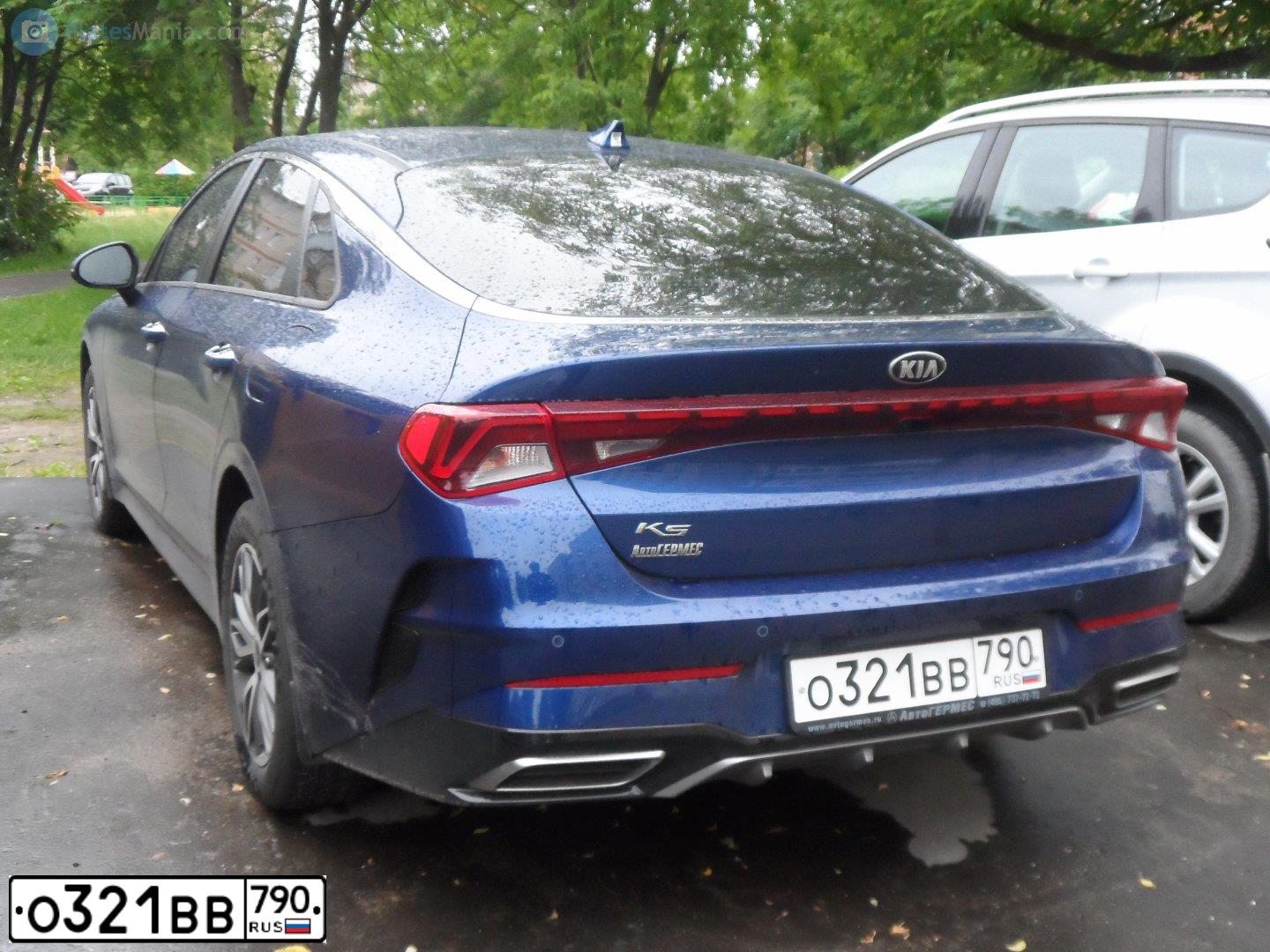 Фото автомобиля KIA K5, 2020 — госномер О321ВВ790. Цвет: синий
