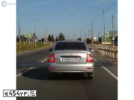 Фото автомобиля LADA PRIORA, 2011 — госномер С203КМ40