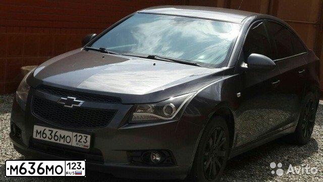 Фото автомобиля CHEVROLET CRUZE, 2010 — госномер М636МО123. Цвет: СЕРЫЙ МЕТАЛЛИК