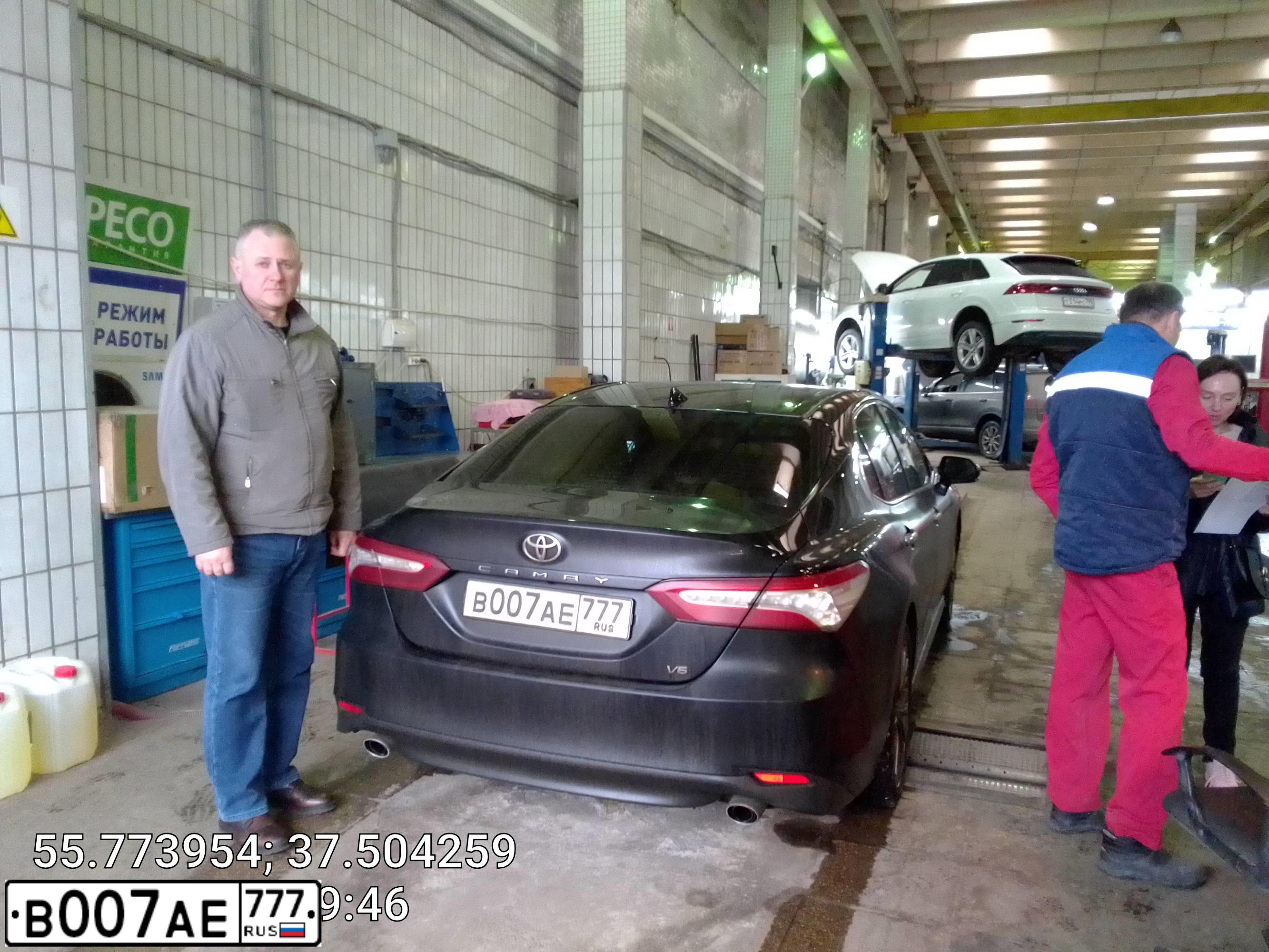Фото автомобиля TOYOTA CAMRY, 2018 — госномер У516ХР797. Цвет: ЧЕРНЫЙ МЕТАЛЛИК