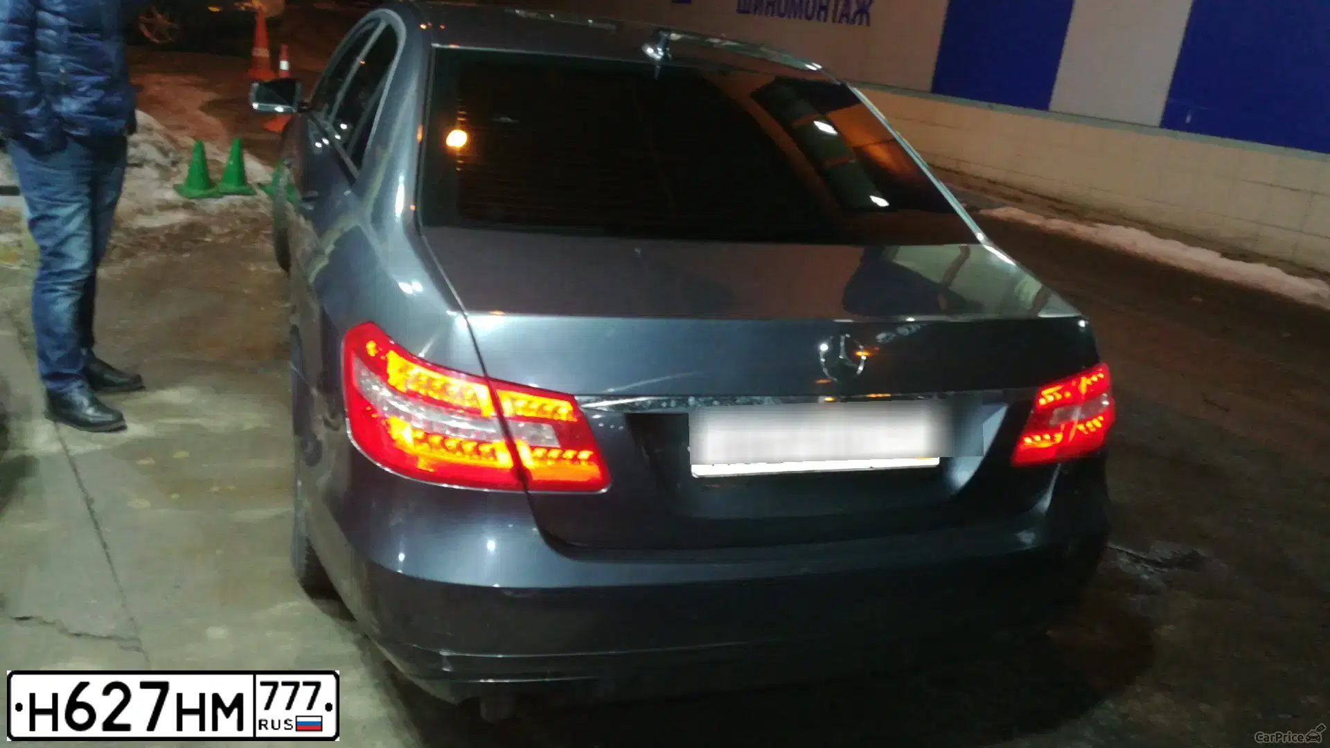 Фото автомобиля MERCEDES E-KLASSE, 2009 — госномер О517ХВ40. Цвет: СЕРЫЙ