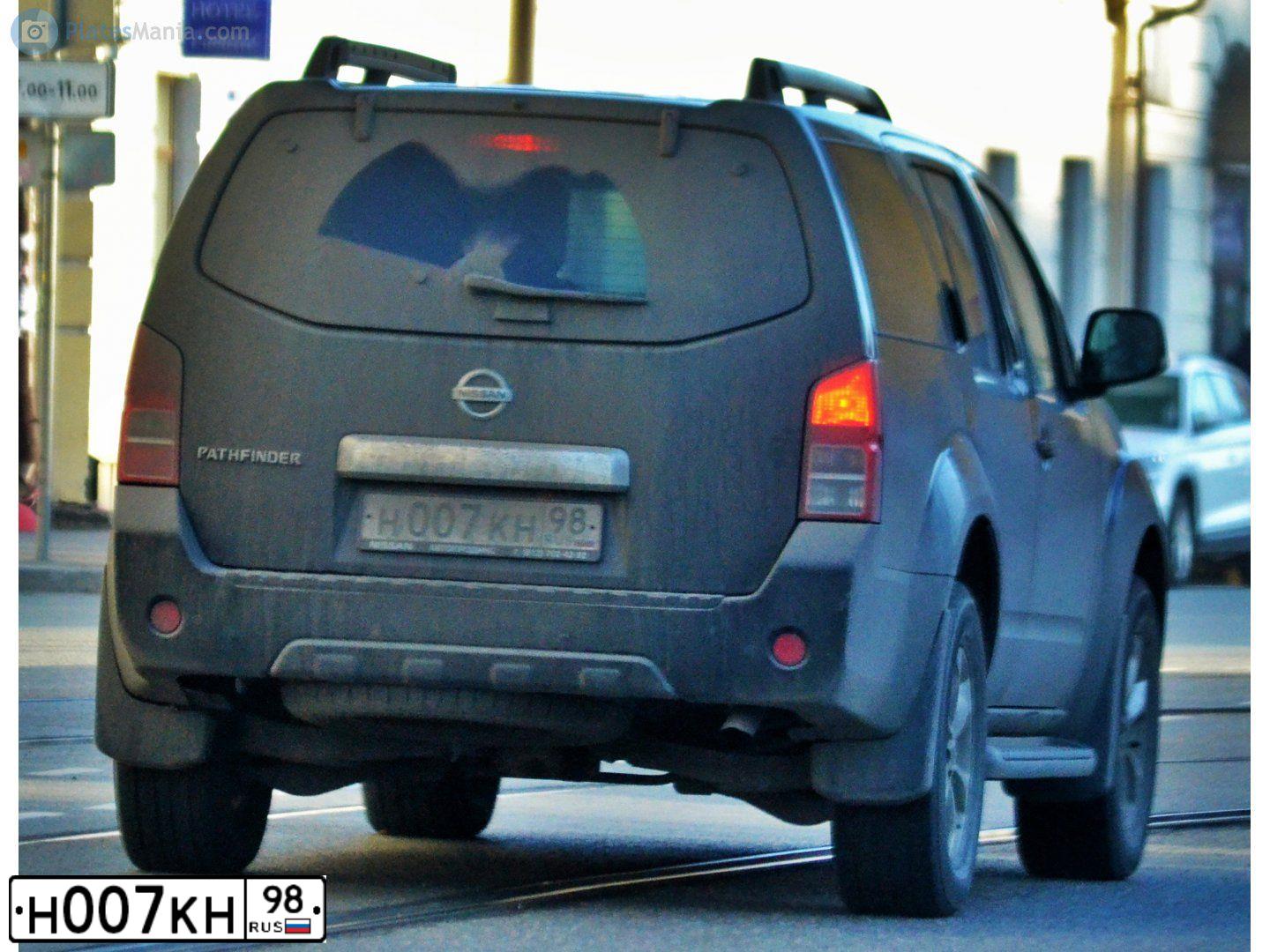 Фото автомобиля NISSAN PATHFINDER, 2012 — госномер У950КА198