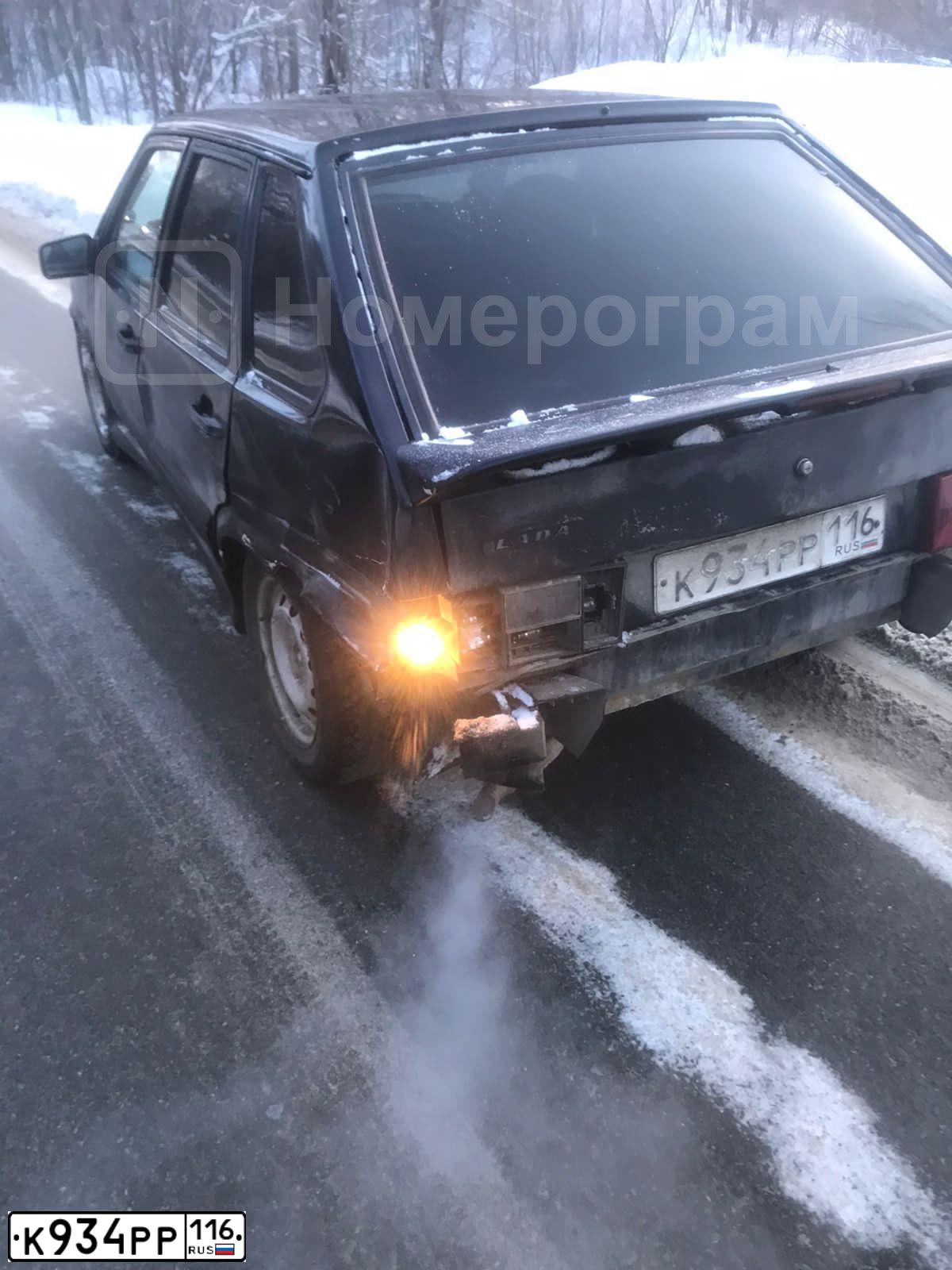 Фото автомобиля LADA 2114 SAMARA, 2005 — госномер К934РР116. Цвет: ГРАФИТ. МЕЛАЛЛИК