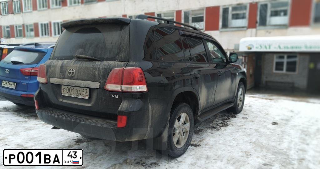 Фото автомобиля TOYOTA LANDCRUISER 200, 2010 — госномер А263КО43. Цвет: ЧЕРНЫЙ