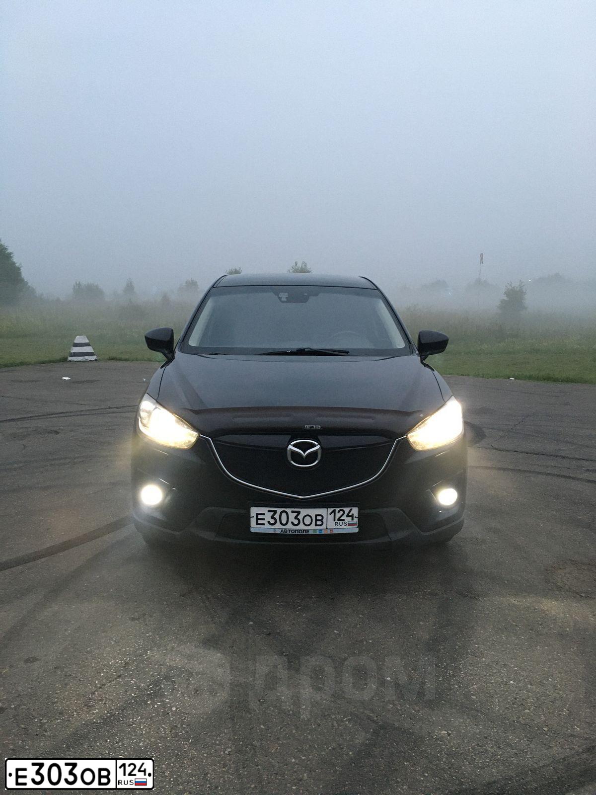 Фото автомобиля MAZDA CX-5, 2013 — госномер Е303ОВ124. Цвет: ЧЕРНЫЙ