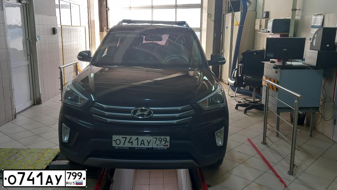Фото автомобиля HYUNDAI CRETA, 2017 — госномер О741АУ799. Цвет: ЧЕРНЫЙ