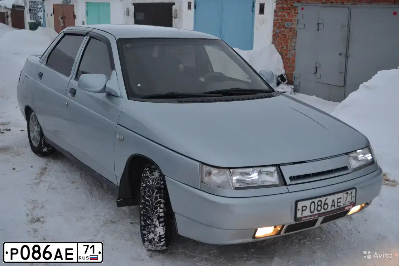 Фото автомобиля LADA 2110 LADA, 2001 — госномер Р885РУ40. Цвет: СЕРЕБРИСТО-ГОЛУБОЙ