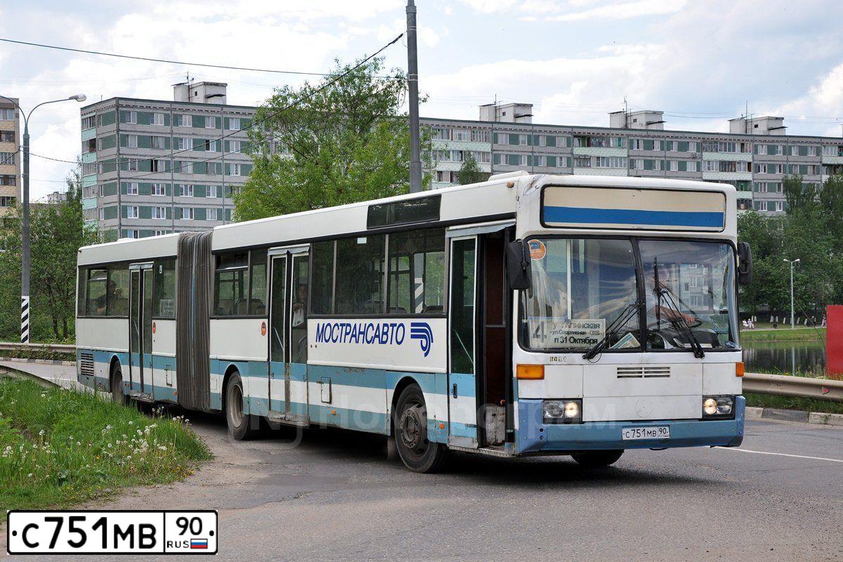 Фото автомобиля MERCEDES O 405, 1987 — госномер С751МВ90. Цвет: Белый