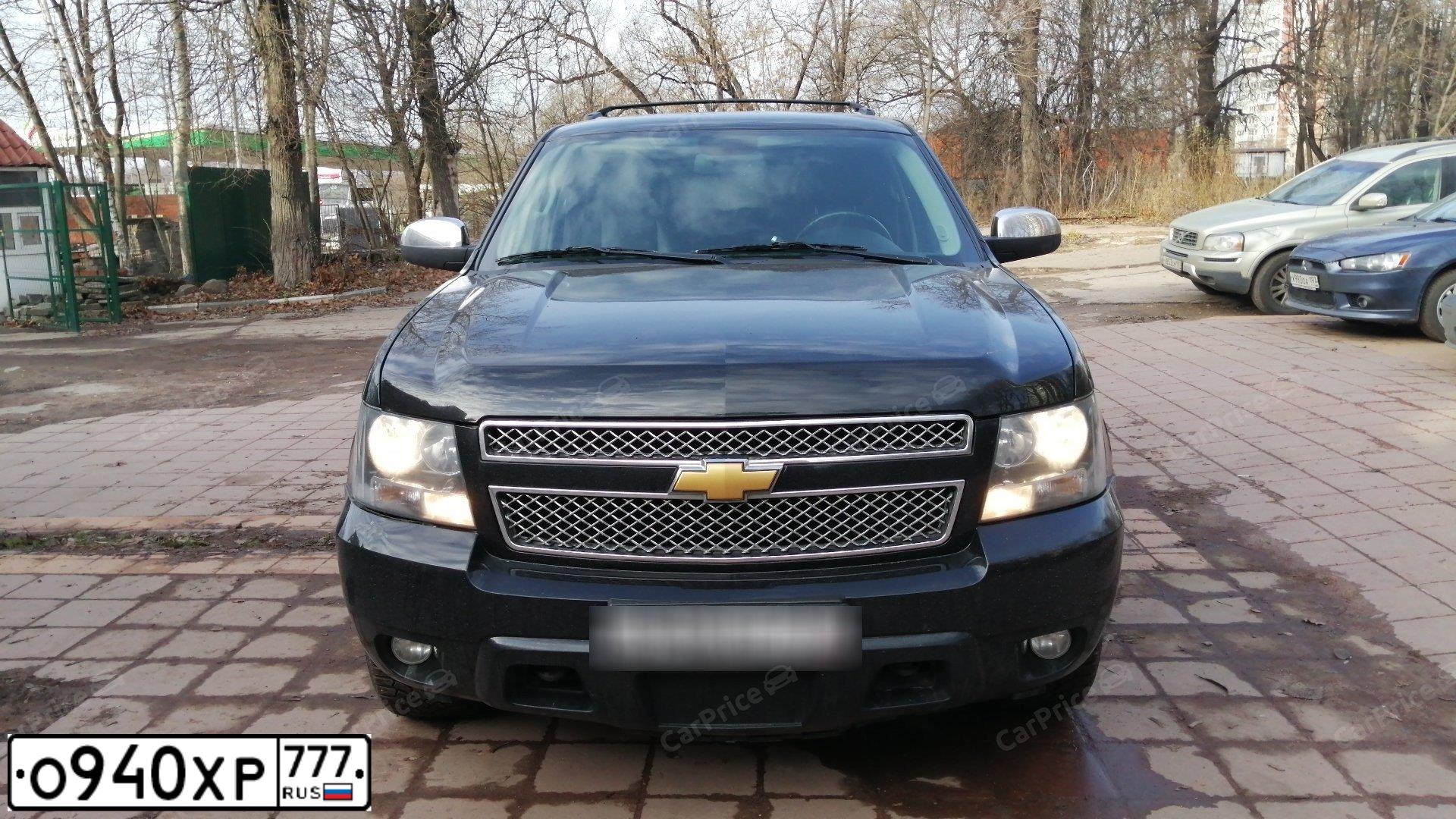 Фото автомобиля CHEVROLET TAHOE, 2012 — госномер Е744МУ198. Цвет: ЧЕРНЫЙ