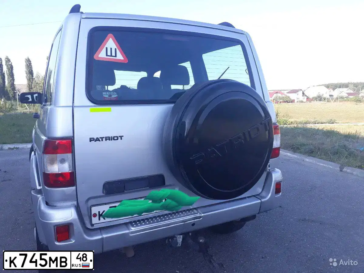 Фото автомобиля UAZ 3163 PATRIOT, 2009 — госномер В515ЕЕ73. Цвет: АВАНТЮРИН-МЕТАЛЛИК