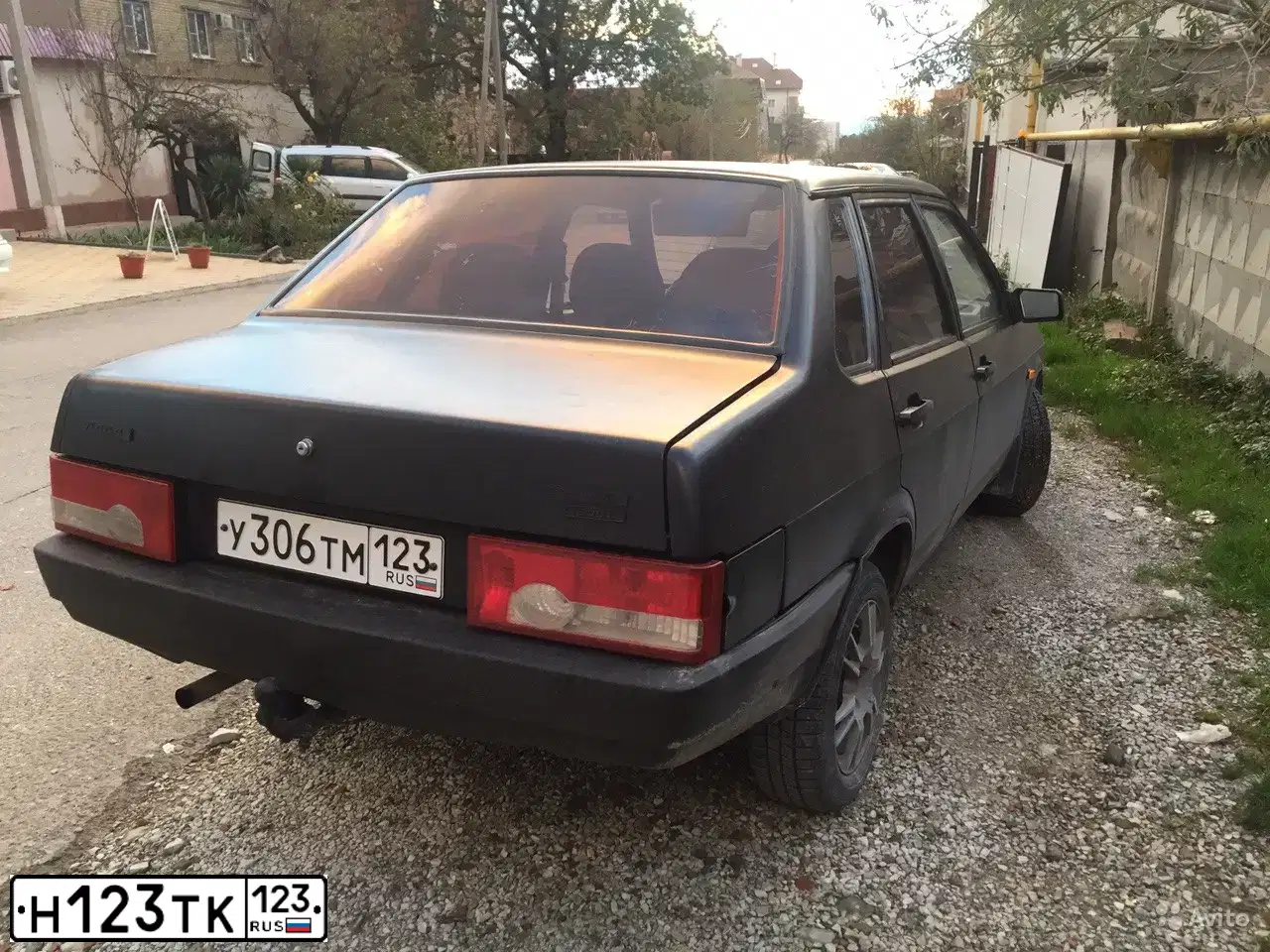 Фото автомобиля VOLKSWAGEN TIGUAN, 2017 — госномер Н123ТК123. Цвет: Серебристый