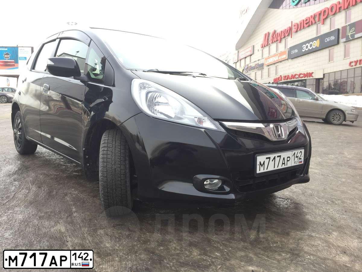 Фото автомобиля HONDA FIT, 2012 — госномер М717АР142