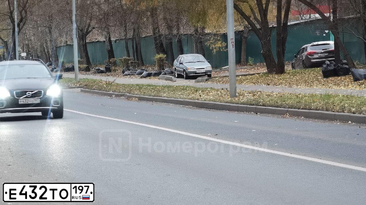Фото автомобиля KIA RIO, 2012 — госномер М261ЕМ126. Цвет: БЕЛЫЙ