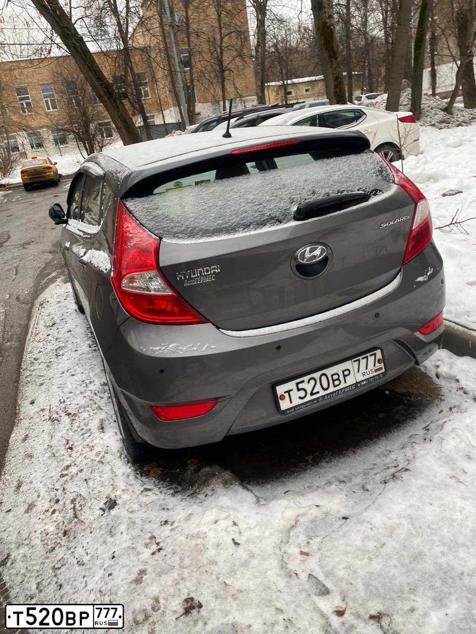 Фото автомобиля HYUNDAI SOLARIS, 2014 — госномер Т520ВР777. Цвет: СЕРЫЙ ТЕМНЫЙ