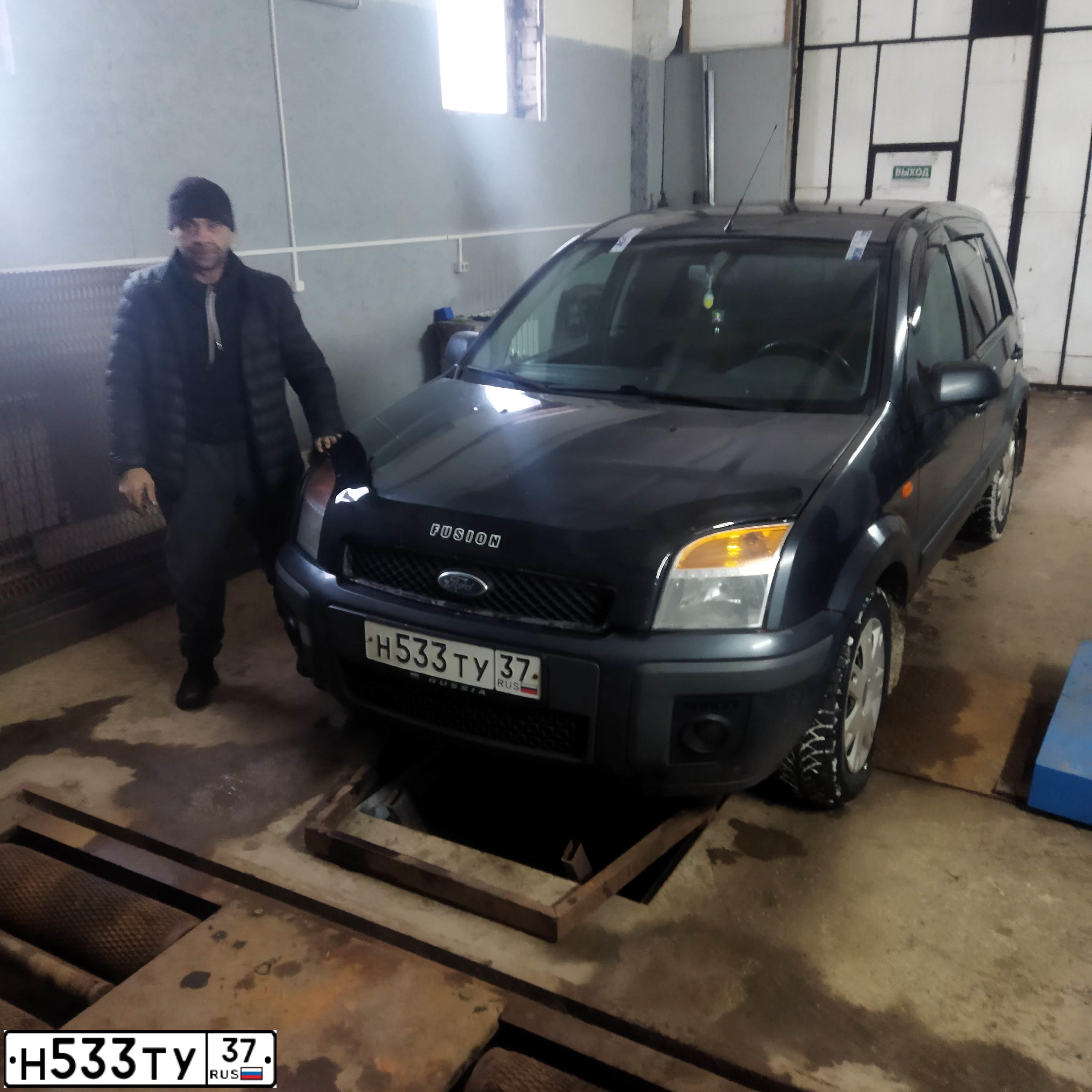 Фото автомобиля FORD FUSION, 2007 — госномер Н533ТУ37. Цвет: ТЕМНО-СЕРЫЙ