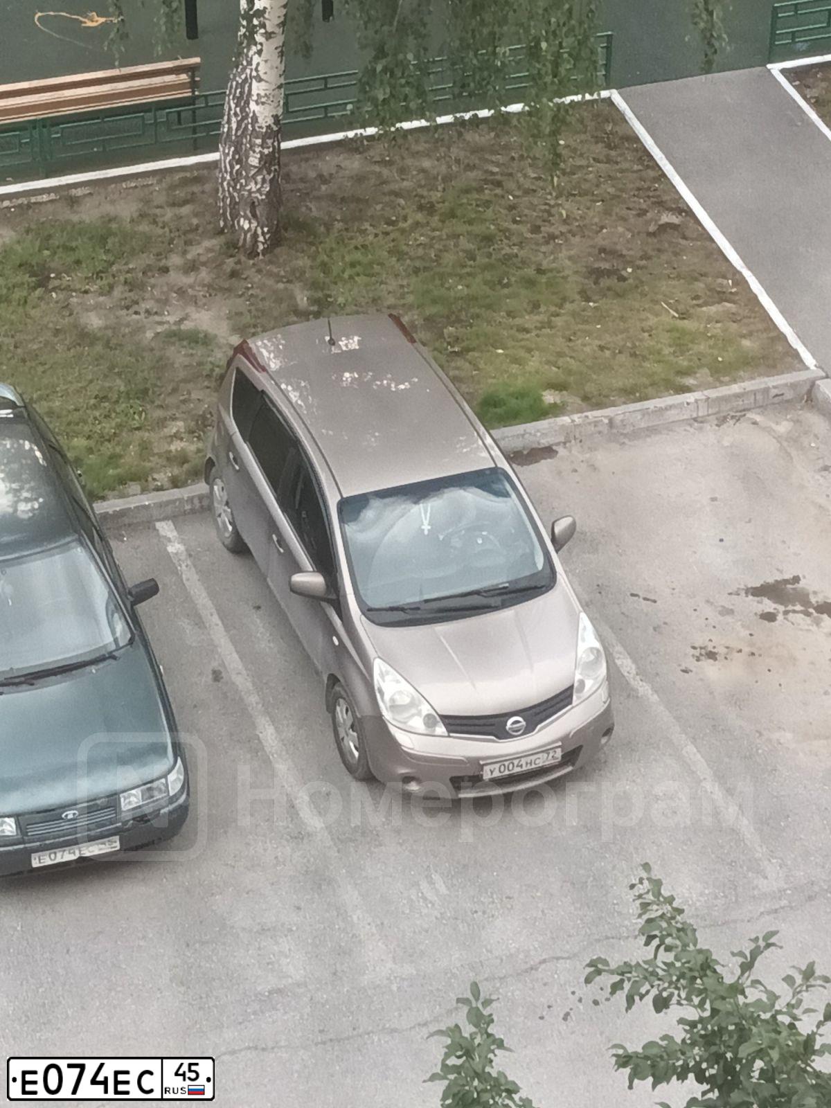 Фото автомобиля LADA 2112 LADA, 2007 — госномер Е074ЕС45. Цвет: СЕРО-СИНЕ-ЗЕЛЕНЫЙ