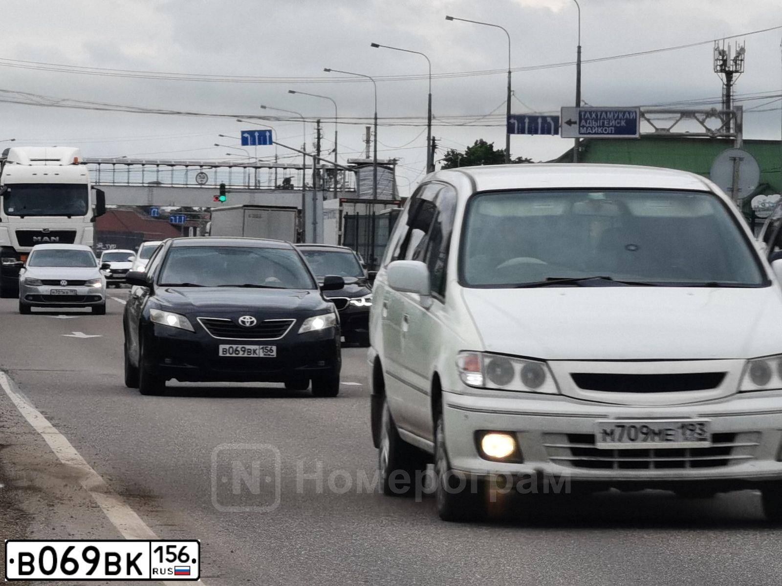 Фото автомобиля TOYOTA CAMRY, 2007 — госномер Н555СО98. Цвет: ЧЕРНЫЙ